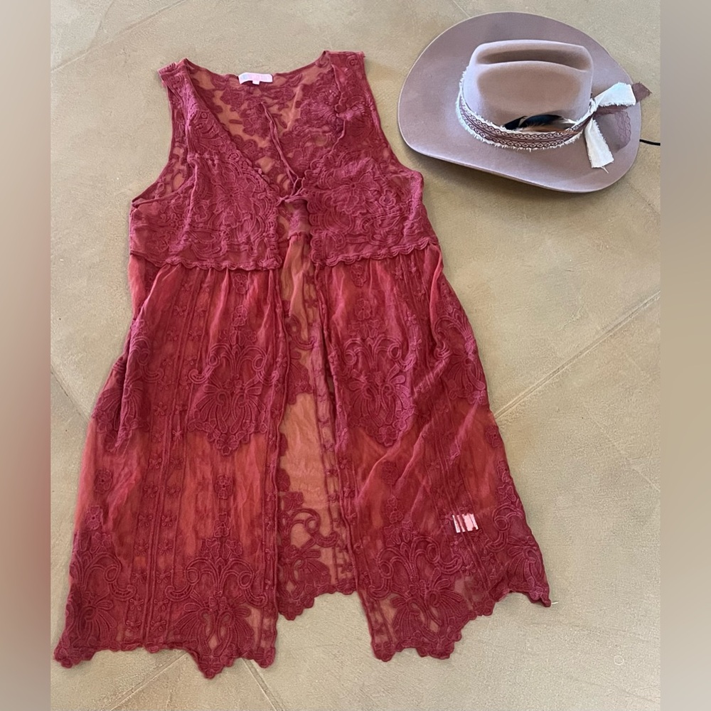 Sheer Lace Open-Front Kimono Vest in Deep Red